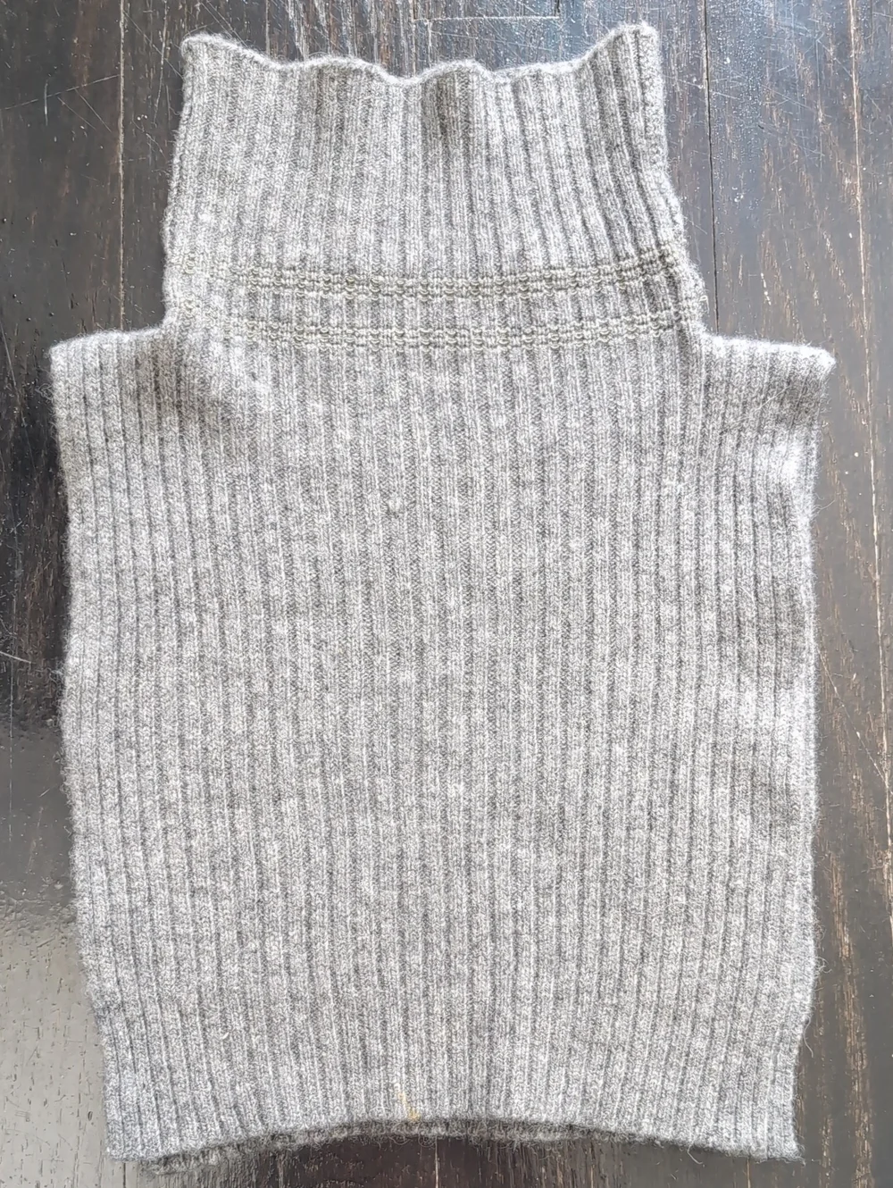 Cashmere Scottish Ribbed Turtleneck Dickie Scarf